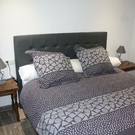 chambre d'hôte LE MERCIER Calmont  Extérieur photo