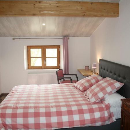 chambre d'hôte LE MERCIER Calmont  Extérieur photo