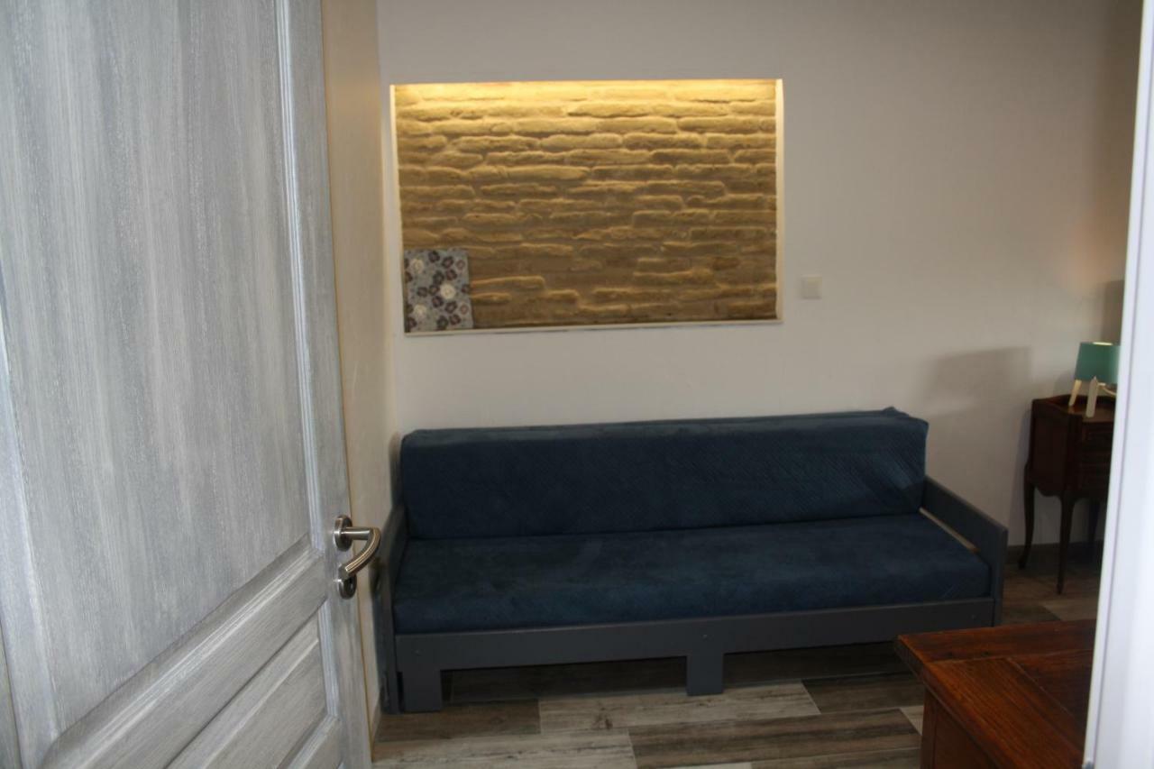 chambre d'hôte LE MERCIER Calmont  Extérieur photo